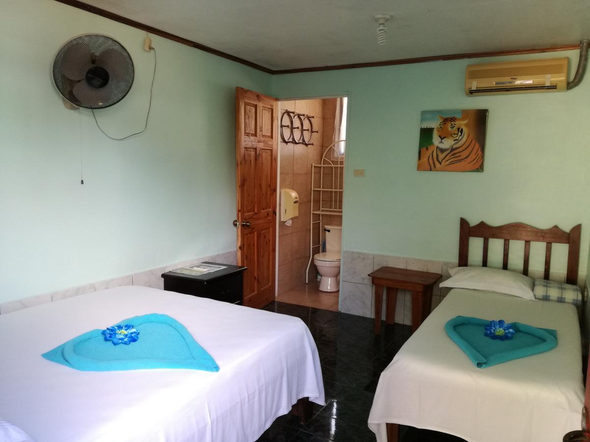 Hotel Margarita Sierpe Eksteriør bilde